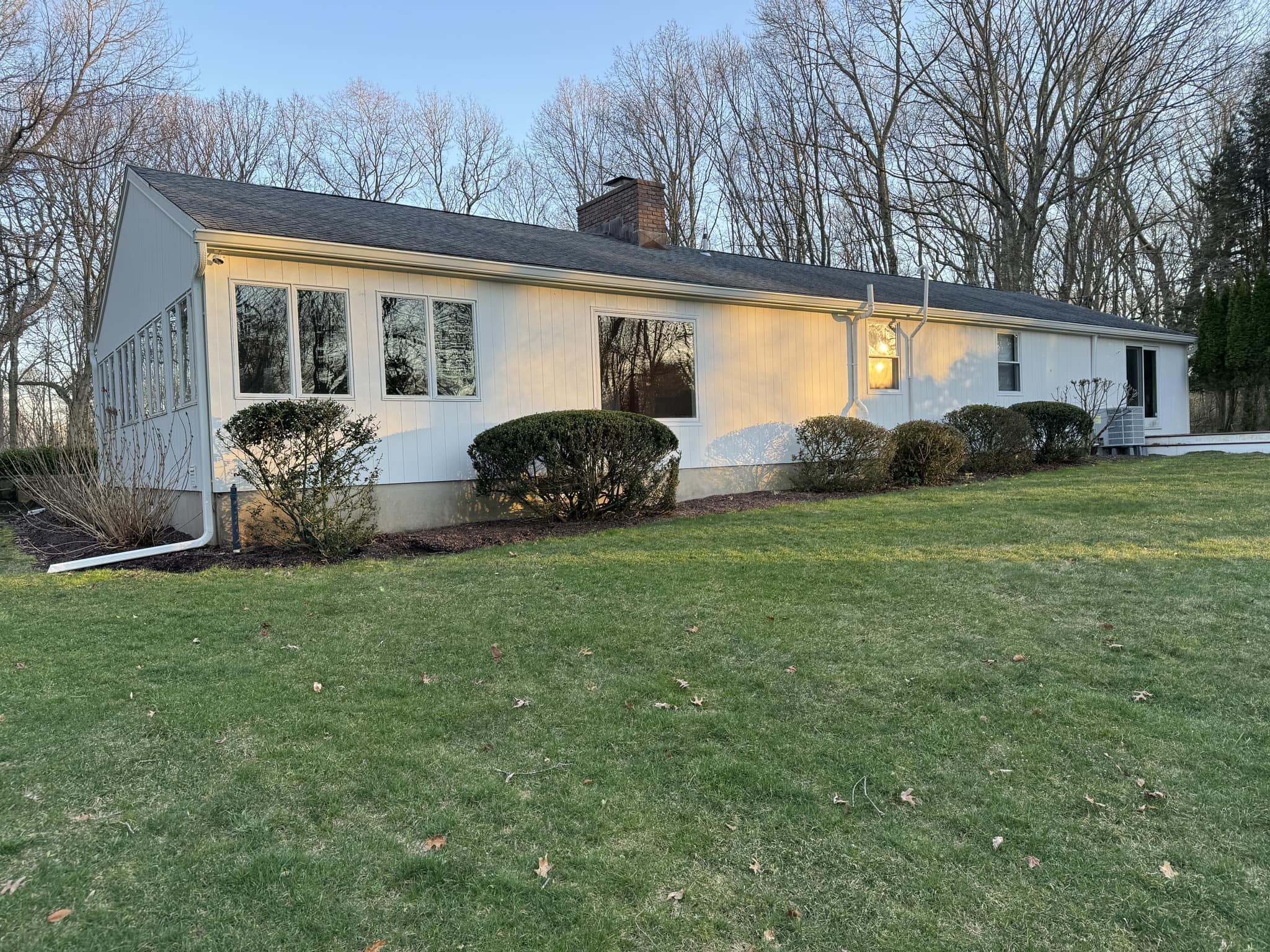 New Canaan Gutter Cleaning Near Me